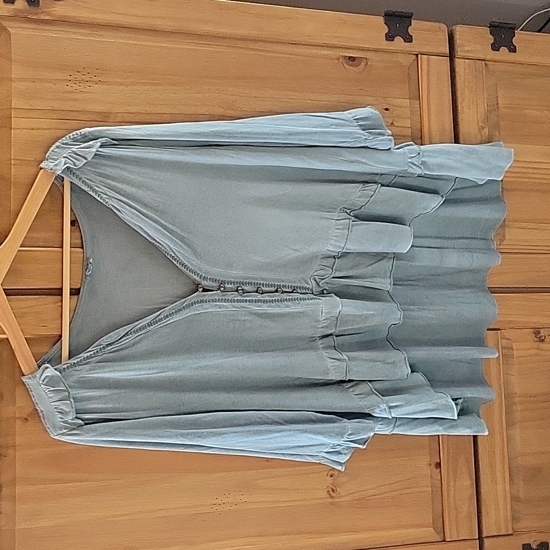 Ruffly Top